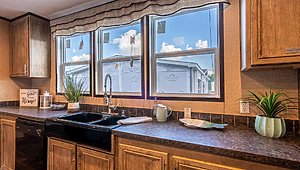Signature / The Lakeview Kitchen 49683
