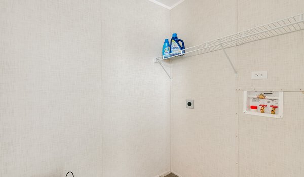 Foundation / The Frontier Interior 25558