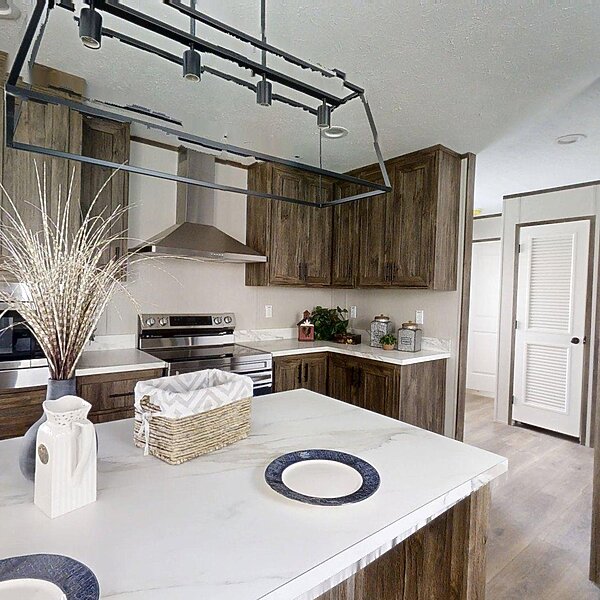 Exclusive / The Emerald 46EXC16763BH Kitchen 121840