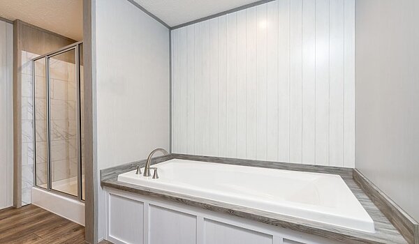 Essential / The Farm House Breeze 72 Interior 134379