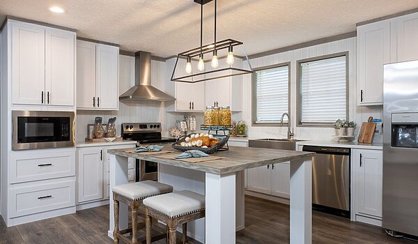 Essential / The Farm House Breeze 72 Interior 134375