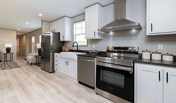 Exclusive / Shower House 46XCL16763CH Interior 120404