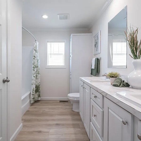 Enterprise Multisection / 5430 Uwharrie 7632 Interior 91666