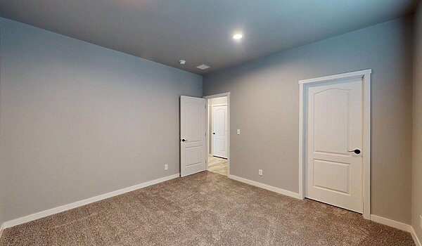 Majestic / 9596-S Bedroom 113130