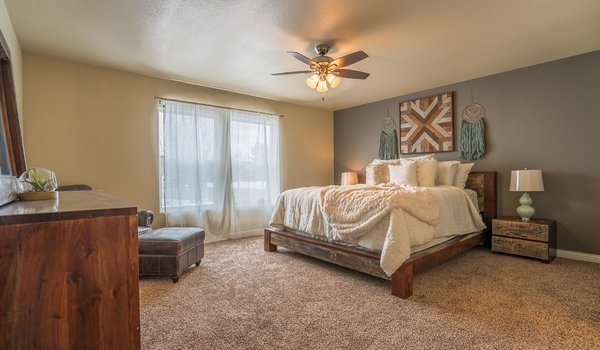 Impression Series / The Missouri Bedroom 13127