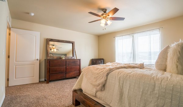 Impression Series / The Missouri Bedroom 13129