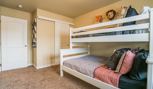 Impression Series / The Missouri Bedroom 13130