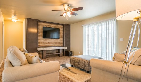 Impression Series / The Missouri Interior 13125