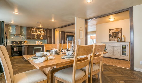 Impression Series / The Missouri Kitchen 13119