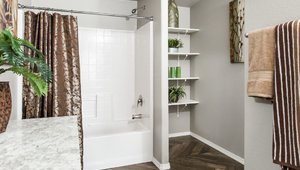 Columbia River Collection Multi-Section / Columbia River 1B 2017 Bathroom 28794