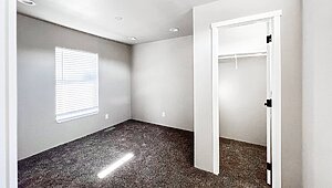 Columbia River Collection Single-Wide / 1001 Bedroom 118963