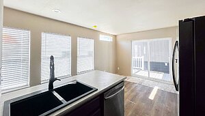 Columbia River Collection Single-Wide / 1001 Kitchen 118959
