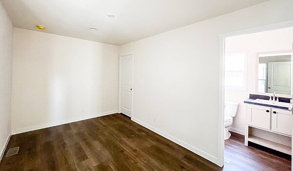 Tempo / Layla 55TMP16522AH Bedroom 118927