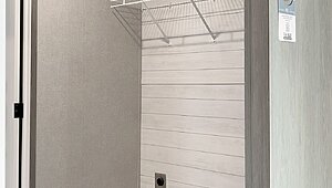 Promotional / The Platinum 22ANV16763PH Utility 137735