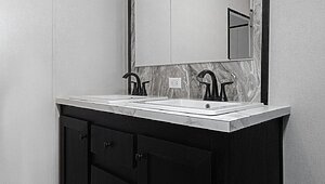 Pinnacle Series / The Smokey 22PCL16763AH Bathroom 137743