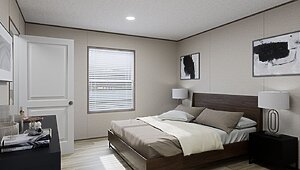 Foothills Series / The Glacier Vista 22FTH16764AH Bedroom 135090