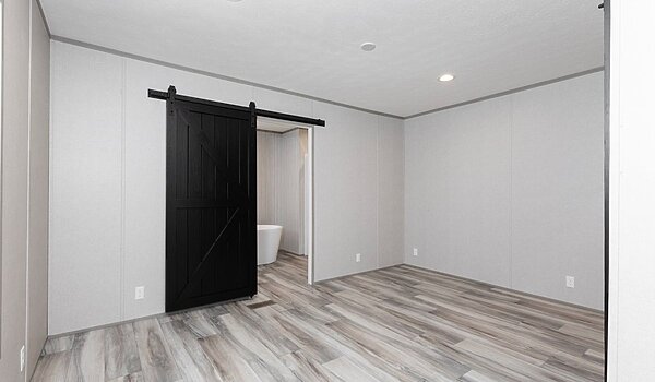 Summit Series / The Olympus 22SMT16763OH Bedroom 152099