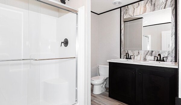 Summit Series / The Fuji 22SMT16763FH Bathroom 152116