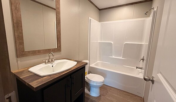 Epic Journey / The Boone 56CEJ28564AH Bathroom 141323