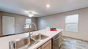 GEM Series / Peridot 66 5616-639 Interior 112819