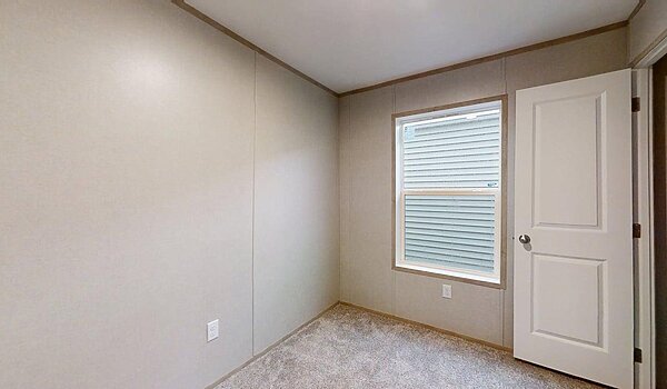 GEM Series / Peridot 66 5616-639 Interior 112823