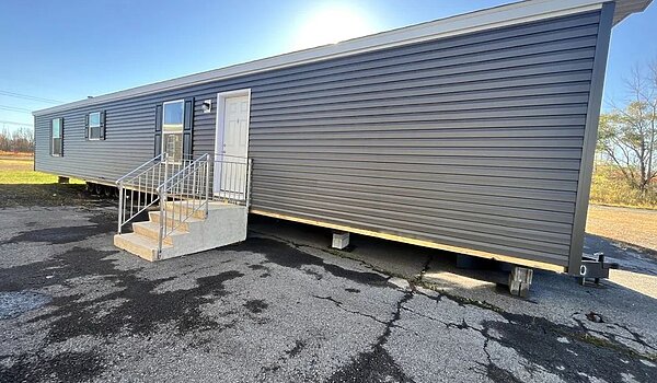 GEM Series / Sapphire 56GEM16663BH Exterior 131596