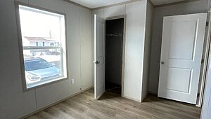 GEM Series / Jade 48 56GEM28483BH Interior 131666