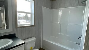GEM Series / Jade 48 56GEM28483BH Interior 131668