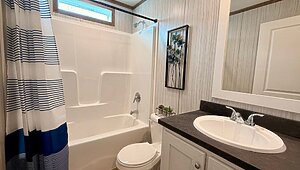 GEM Series / Apatite 56GEM28403BH Interior 131520