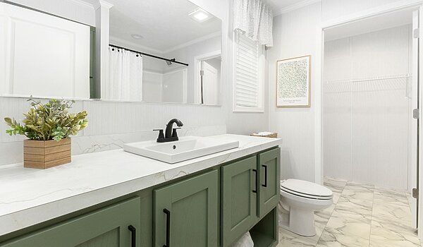 Eastland Concepts / Providence EC16763L Interior 121571