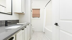 Pinecrest Elite (Mod) / Kiawah 28623AM Bathroom 147058