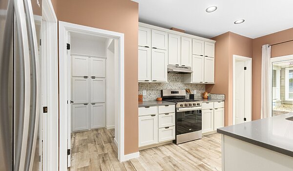 Pinecrest Elite (Mod) / Kiawah 28623AM Kitchen 147041