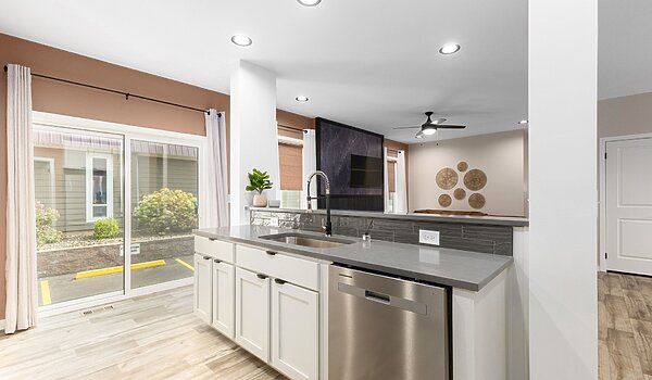 Pinecrest Elite (Mod) / Kiawah 28623AM Kitchen 147040