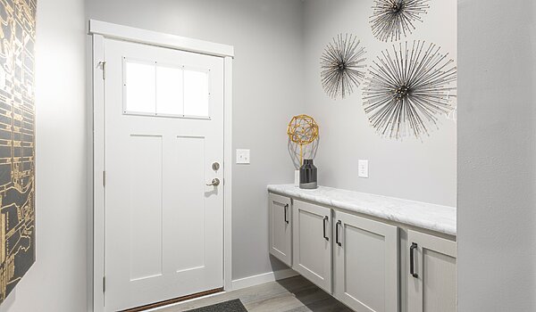 Pinecrest Elite (Mod) / Prairie Dunes 28563BM Interior 147076