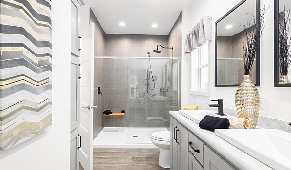 Pinecrest Elite (Mod) / Prairie Dunes 28563BM Bathroom 147083