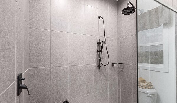 Pinecrest Elite (Mod) / Prairie Dunes 28563BM Bathroom 147084