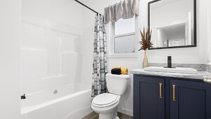Pinecrest Elite (Mod) / Prairie Dunes 28563BM Bathroom 147086