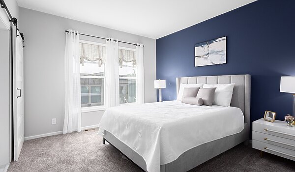 Pinecrest Elite (Mod) / Pine Valley 28523AM Bedroom 147100