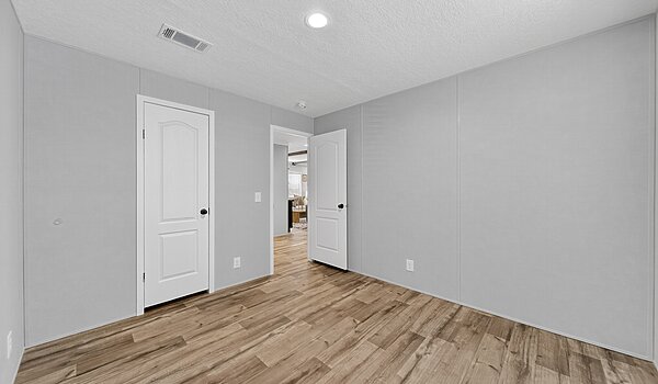 Blazer-Bravo / Vantage 32563N Bedroom 147163