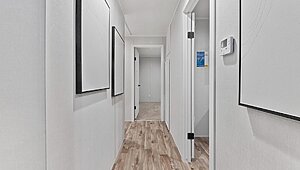 Blazer-Bravo / Vivid 28603N Interior 147212