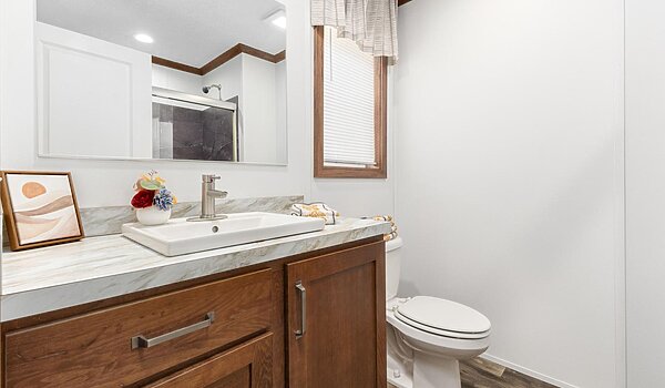Blazer Select / Elite 4 28483E Bathroom 147341