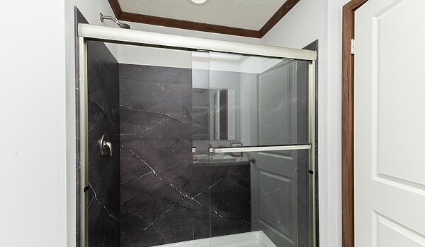 Blazer Select / Elite 4 28483E Bathroom 147345