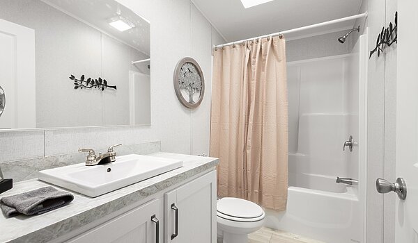Blazer Select / ZR1 28483C Bathroom 147367