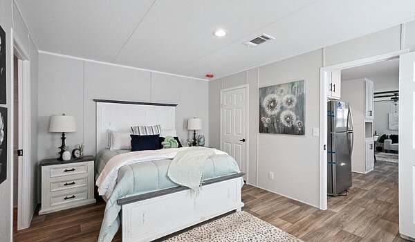 Blazer-Bravo / Valor 16763N Bedroom 147431