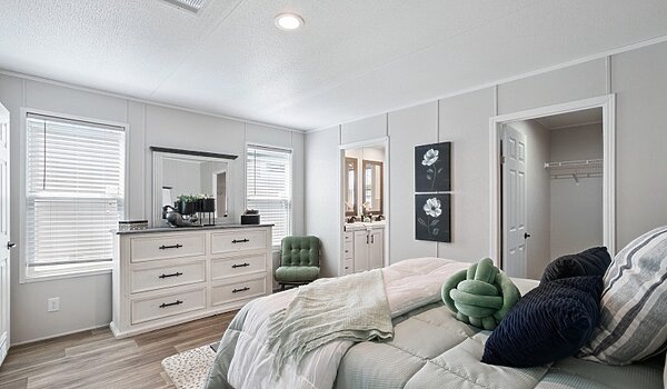 Blazer-Bravo / Valor 16763N Bedroom 147432