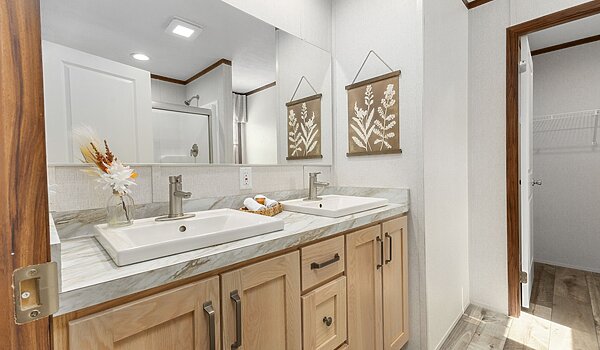 Blazer Select / Elite 2 14682C Bathroom 147487