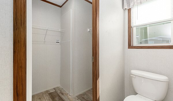 Blazer Select / Elite 2 14682C Bathroom 147488