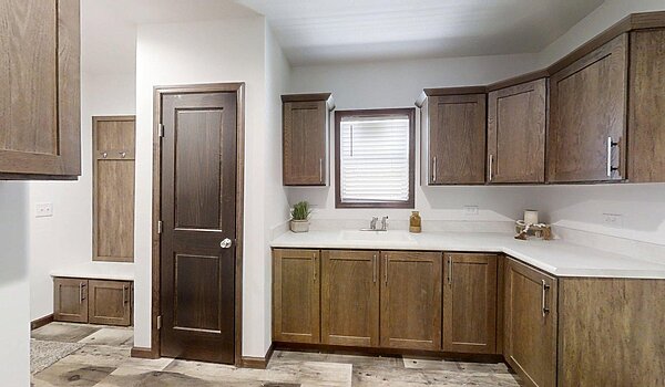 Landmark Series / Willowood 9L32764B (2LM1023-V) Interior 23932