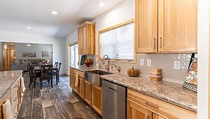 LandMark Ranch / Willowood 2LM1023-V Kitchen 103878