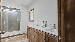 Landmark Series / Willowood 9L32764B (2LM1023-V) Bathroom 130021